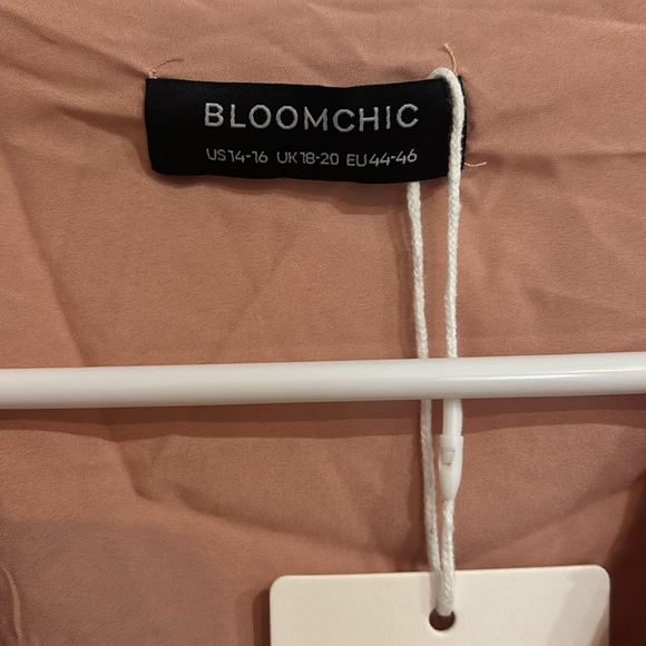 BloomChic size 14–16 new with tags tunic blouse - Picture 2 of 5